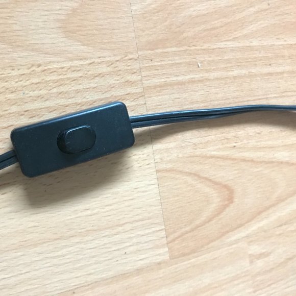 Himalayan Pink Salt Lamp - Picture 6 of 6